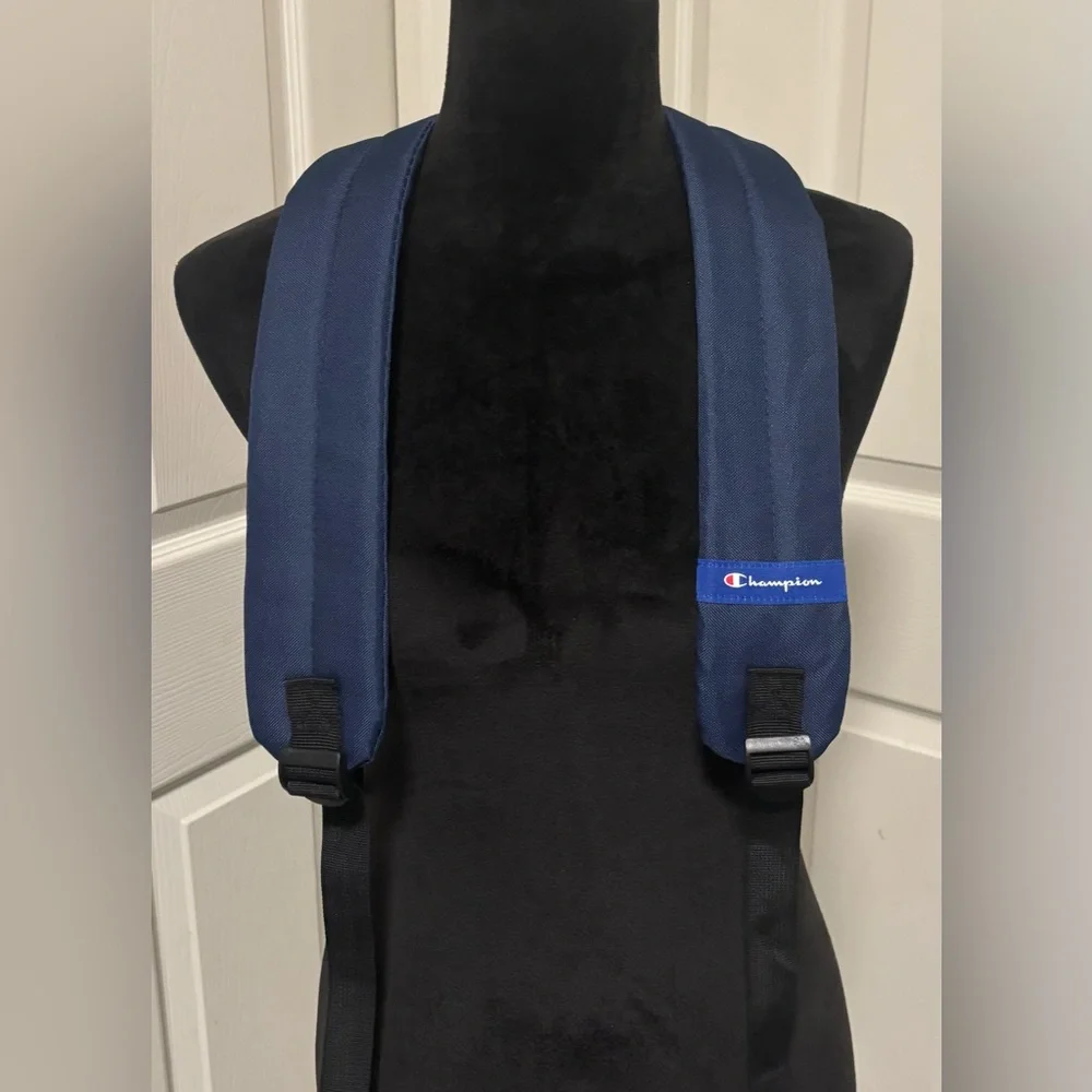 Champion padded laptop